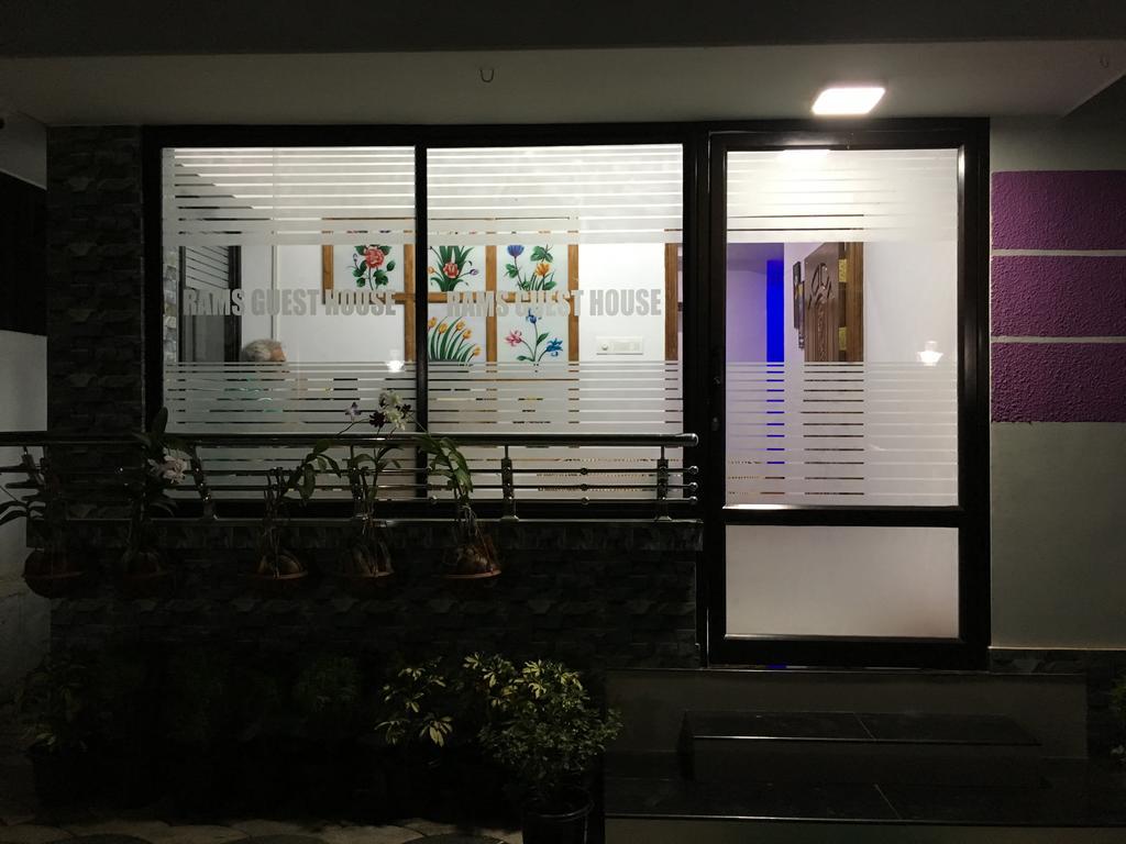 Rams Guest House Near Lulu Mall Thiruvananthapuram Luaran gambar